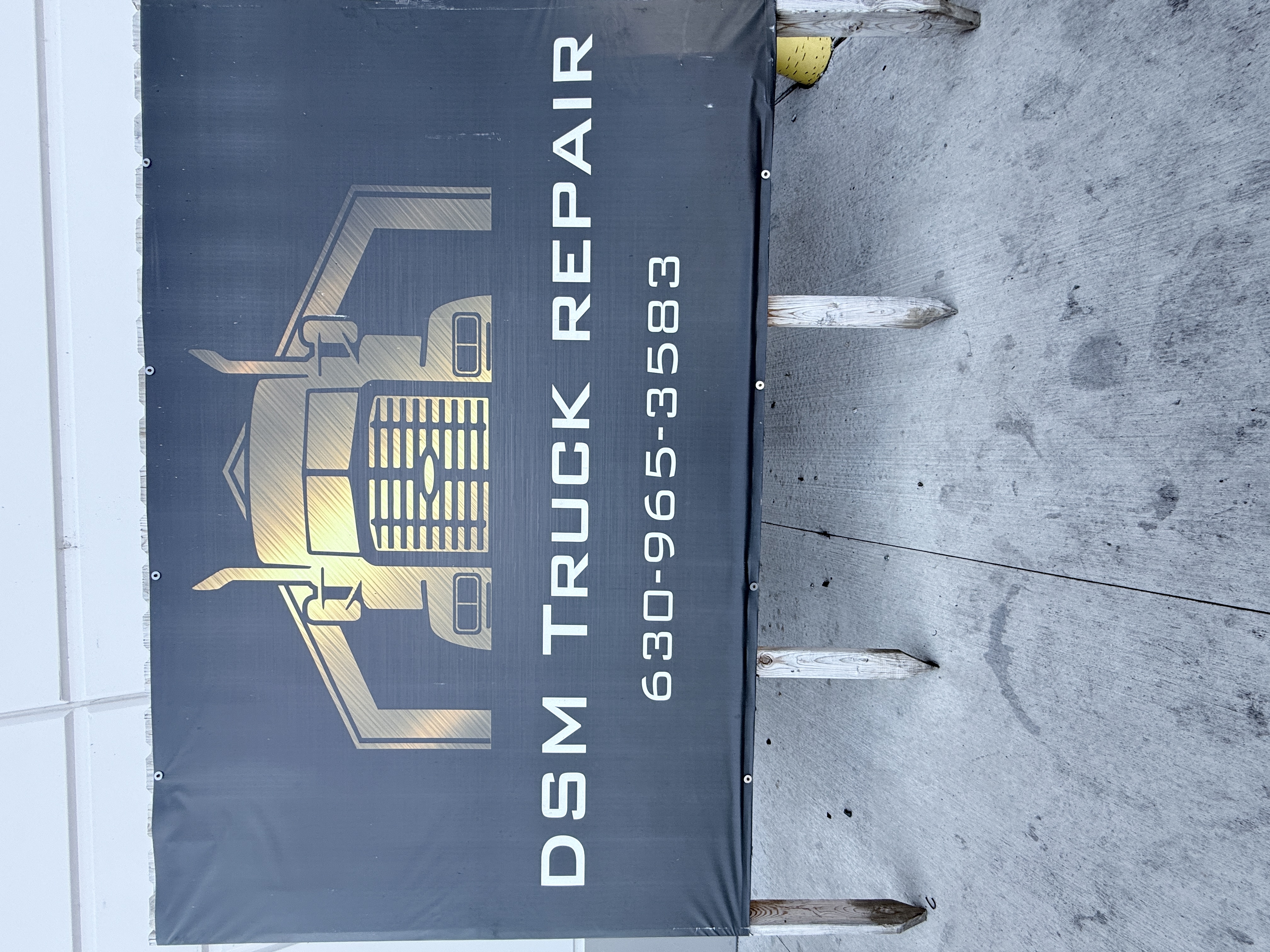 DSM Truck ustahonasi