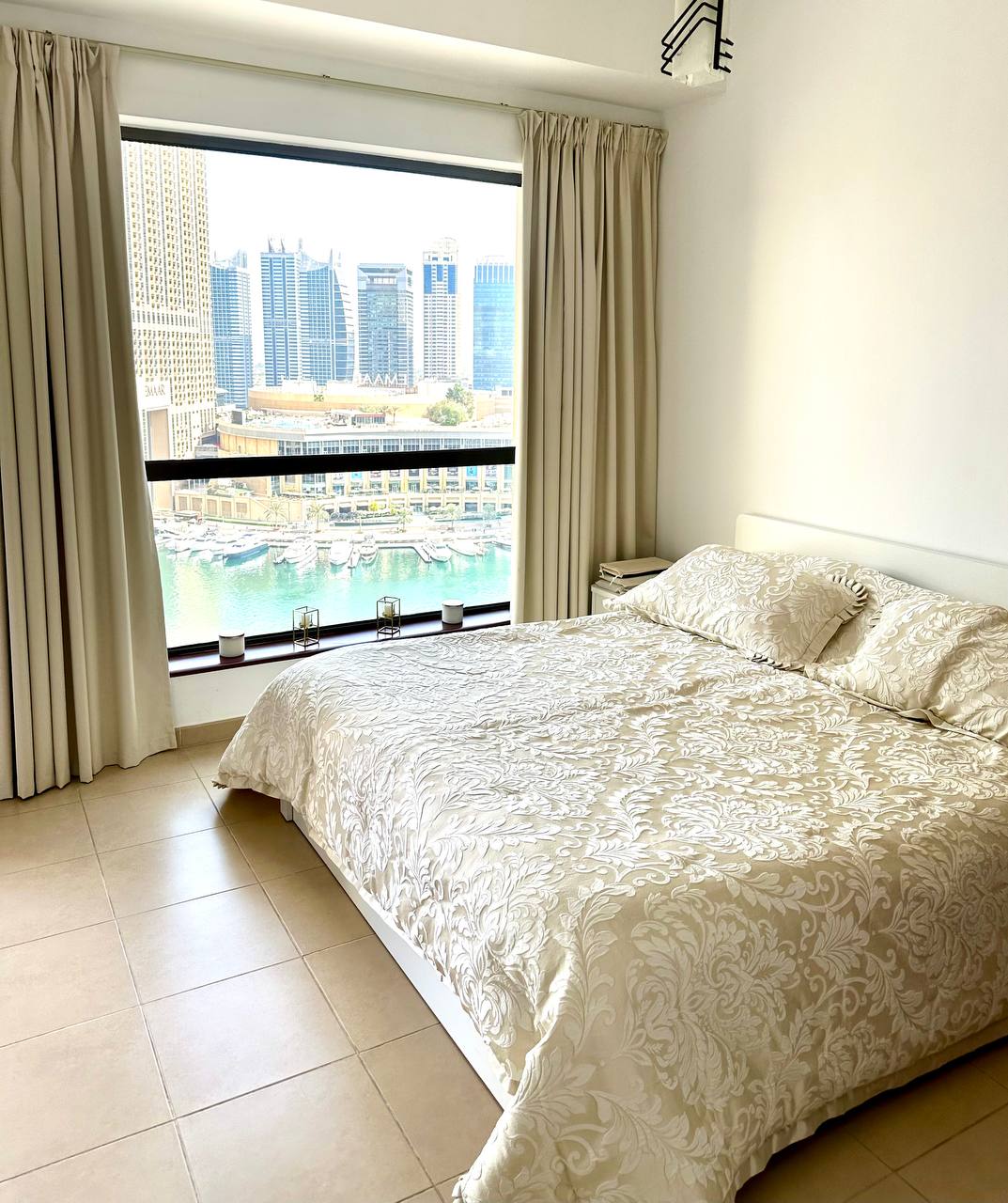 Qiz  bola xonadosh qidirmoqda