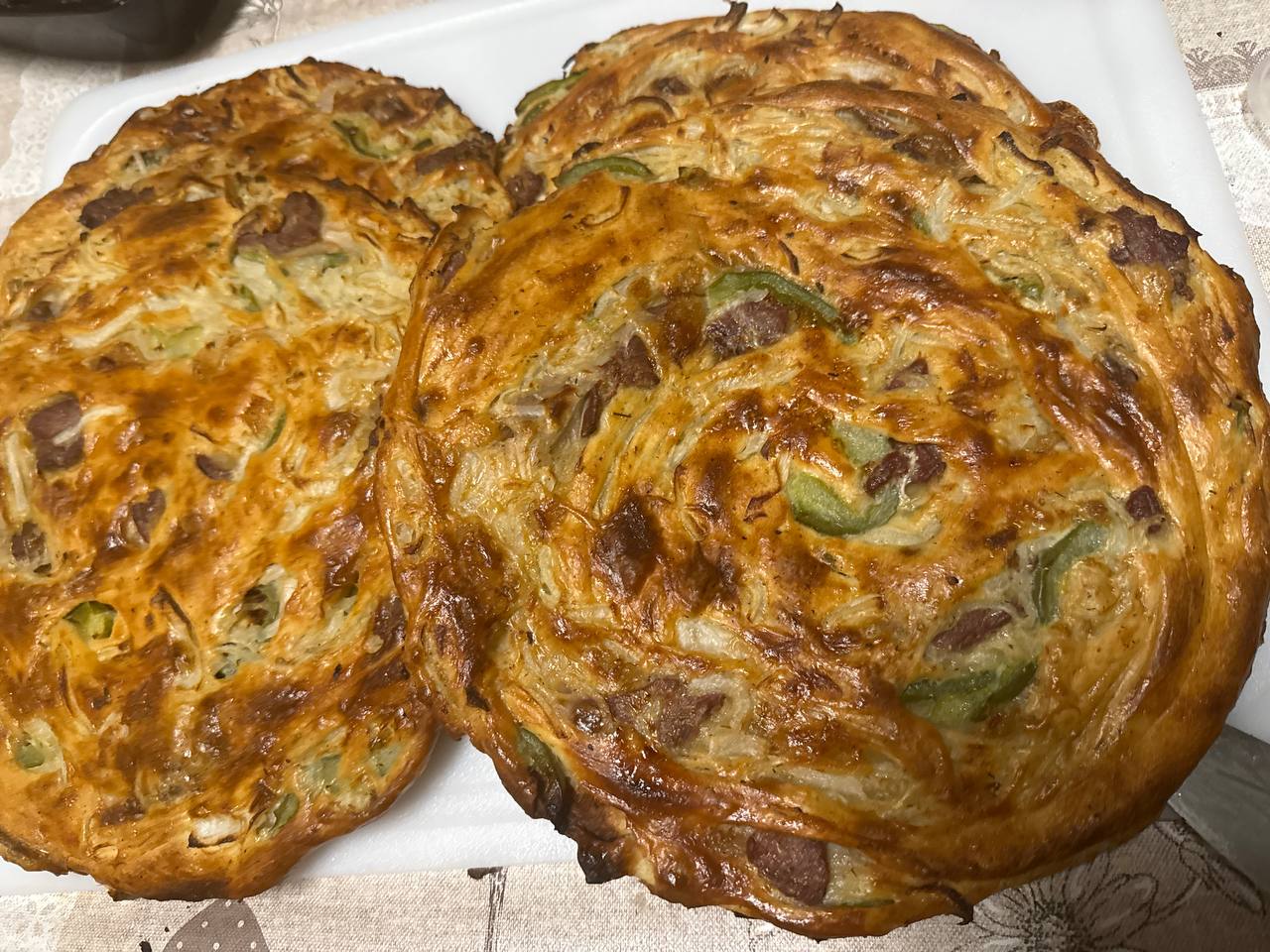 Patirlar va go'shtli nonlar